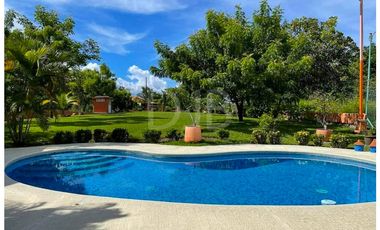 ALQUILO CASA AMOBLADA con piscina en Coronado $1.500 SEIS MESES Min