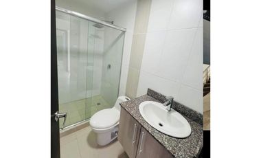 SE VENDE APARTAMENTO EN EL CRISOL // PH ALTATERRA