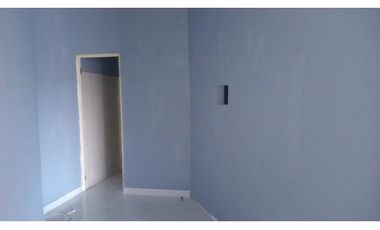 LOCAL / AVENIDA LA PULIDA / PH RIO PLAZA / 55 M2 / VACIO