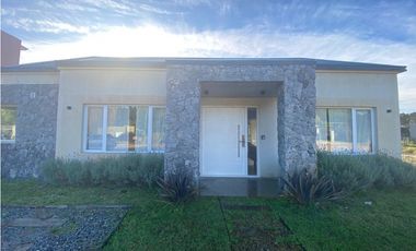 CASA EN VENTA EN COSTA ESMERALDA - SENDEROS I 82