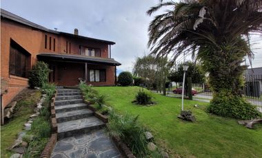 VENTA CHALET SOBRE LOTE 838m2 EN BARRIO COLINAS DE PERALTA RAMOS