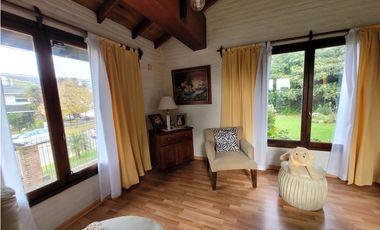 VENTA CHALET SOBRE LOTE 838m2 EN BARRIO COLINAS DE PERALTA RAMOS