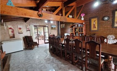 VENTA CHALET SOBRE LOTE 838m2 EN BARRIO COLINAS DE PERALTA RAMOS