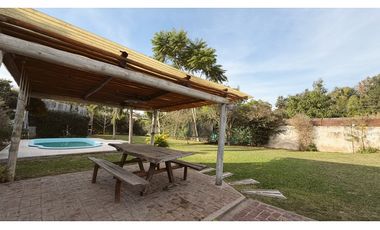 VENTA HERMOSA CASA, ZONA LA TOMA!