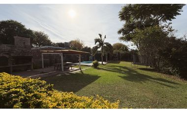 VENTA HERMOSA CASA, ZONA LA TOMA!
