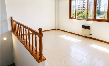 DEPTO 3 AMB ESTILO DUPLEX CENTRO APTO CRÉDITO