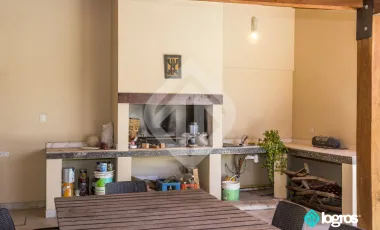 Casa en venta de 3 dormitorios en Vía Aurelia, Salta