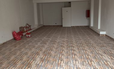 OPORTUNIDAD ÚNICA LOCAL 80M2 EN EDIFICIO EMBLEMÁTICO HA