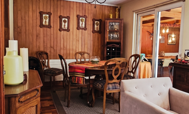 CASA EN SECTOR RESIDENCIAL DE ALTA PLUSVALÍA