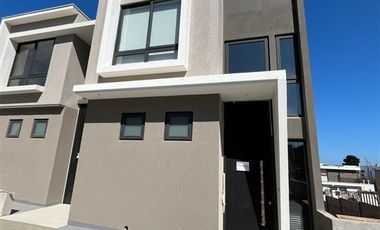 Casa en Arriendo en Lomas de Montemar