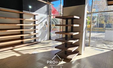 Local Comercial en Arriendo en Plaza Ñuñoa/Av. Irarrázaval/Los Talaveras