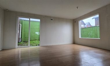 Casa en Venta en Av. Volcan Puyehue 2054, LT74 MZ51