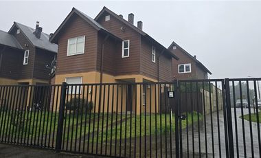 Casa en Venta en Av. Volcan Puyehue 2054, LT74 MZ51