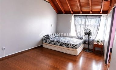 Casa en Venta en Mar de Drake con Laguna Sur