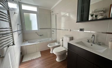 Casa en venta con 3 dormitorios en Miralagos