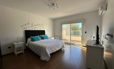 Casa en venta con 3 dormitorios en Miralagos