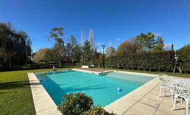 Casa en venta con 3 dormitorios en Miralagos