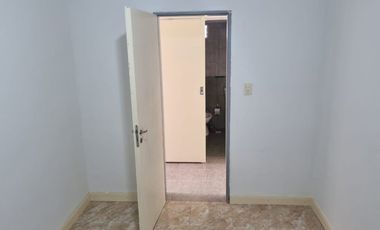 VENTA CASA 3 AMBIENTES, BERAZATEGUI.