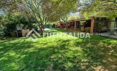 Casa en Venta en Condominio Tierras Lindas en Santa Elena de Chicureo