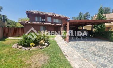 Casa en Venta en Condominio Tierras Lindas en Santa Elena de Chicureo