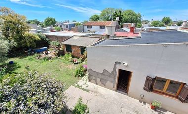 Venta Casa 3 amb con parque más Galpón y Losa