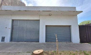 Venta Casa 3 amb con parque más Galpón y Losa