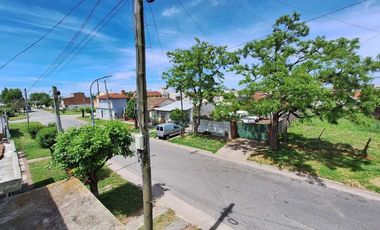 Venta Casa 3 amb con parque más Galpón y Losa