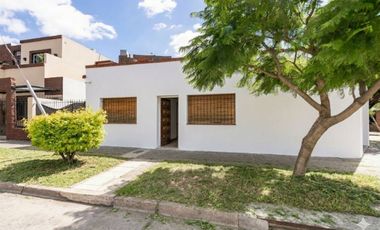 CASA RECICLAR LOCAL COML 5AMBS GARAJE JARDÍN HAEDO