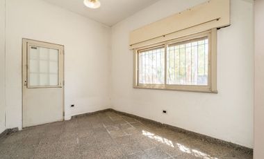 CASA RECICLAR LOCAL COML 5AMBS GARAJE JARDÍN HAEDO