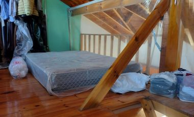 CASA EN VTA AMPLIAS DIMENSIONES MUY BIEN UBICADA.