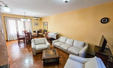 Venta de Casa de 3 dormitorios en el centro de SN