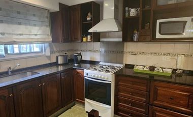 VENTA CASA 3 AMBIENTES LOTE EN ESQUINA TEMPERLEY
