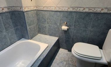 VENTA CASA 3 AMBIENTES LOTE EN ESQUINA TEMPERLEY