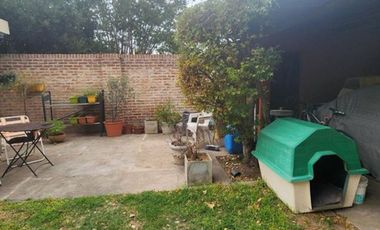 VENTA CASA 3 AMBIENTES LOTE EN ESQUINA TEMPERLEY