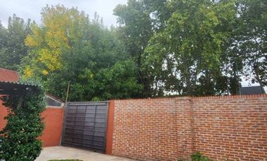VENTA CASA 3 AMBIENTES LOTE EN ESQUINA TEMPERLEY