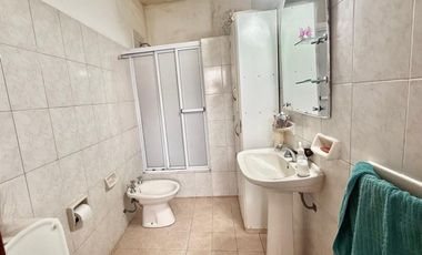 CASA EN VENTA EN BERAZATEGUI  EXCELENTE UBICACIÓN