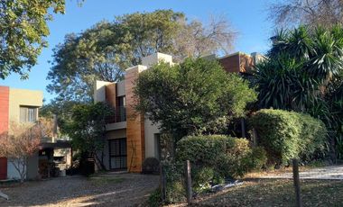 Casa en  Alquiler