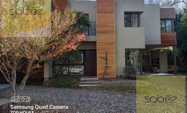 Casa en  Alquiler