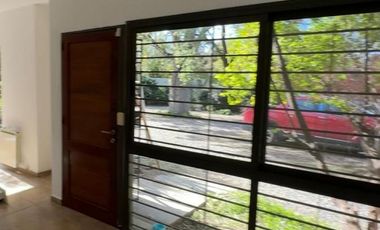 Casa en  Alquiler