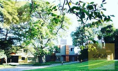Casa en  Alquiler