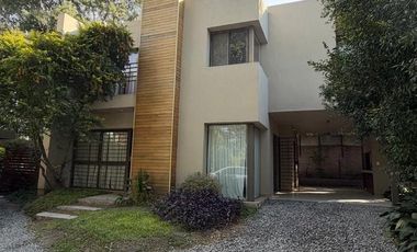 Casa en  Alquiler