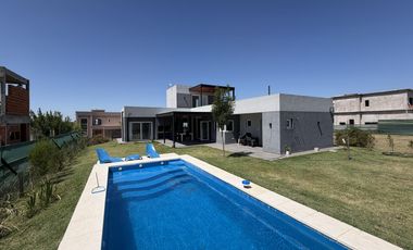 Casa en venta en Magallanes