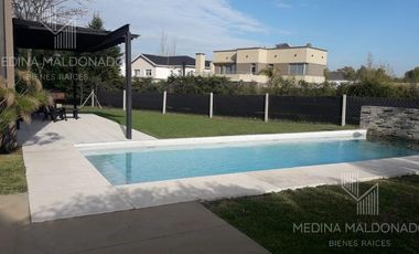 Casa en Alquiler Fincas de Iraola 2