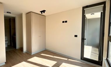 Vanguardia y Conexión en el Corazón Residencial de Ñuñoa: 1D1B en Los Avellanos