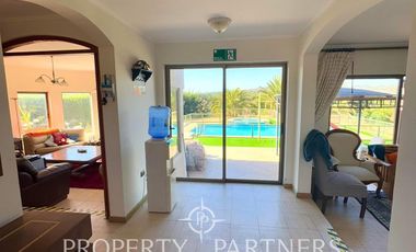 Algarrobo, Arriendo año corrido Grandiosa Casa en Parque Santa Maria