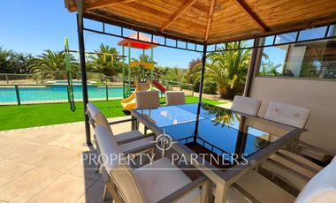 Algarrobo, Arriendo año corrido Grandiosa Casa en Parque Santa Maria