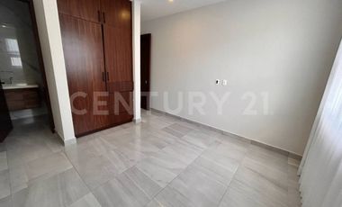 Casa en Venta en Arbolada - A estrenar - Alberca Rooftop 3 Niveles