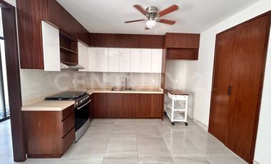 Casa en Venta en Arbolada - A estrenar - Alberca Rooftop 3 Niveles