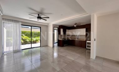 Casa en Venta en Arbolada - A estrenar - Alberca Rooftop 3 Niveles