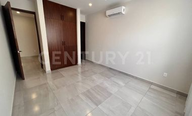 Casa en Venta en Arbolada - A estrenar - Alberca Rooftop 3 Niveles